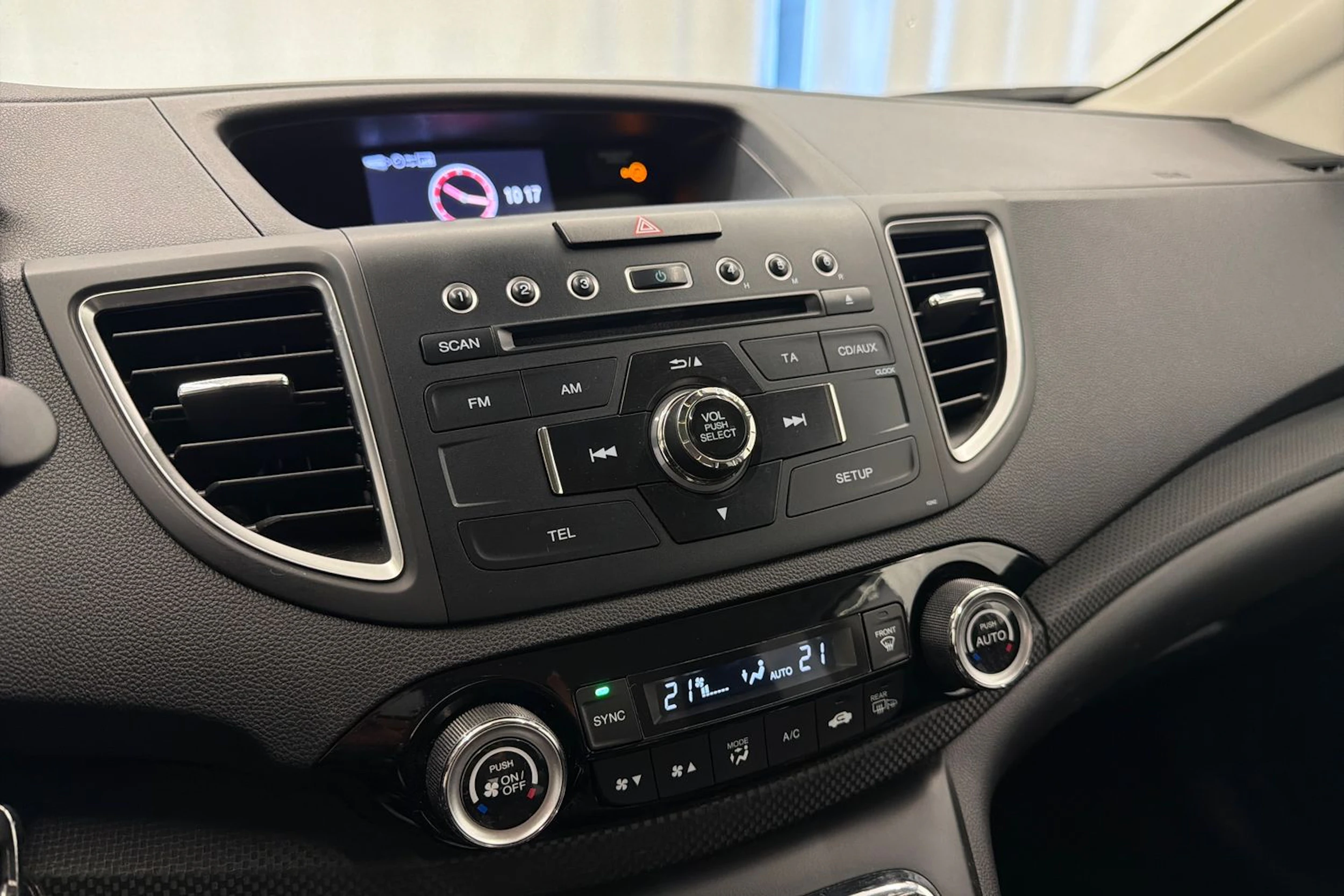 valkoinen Honda CR-V 2017 kuva 20.