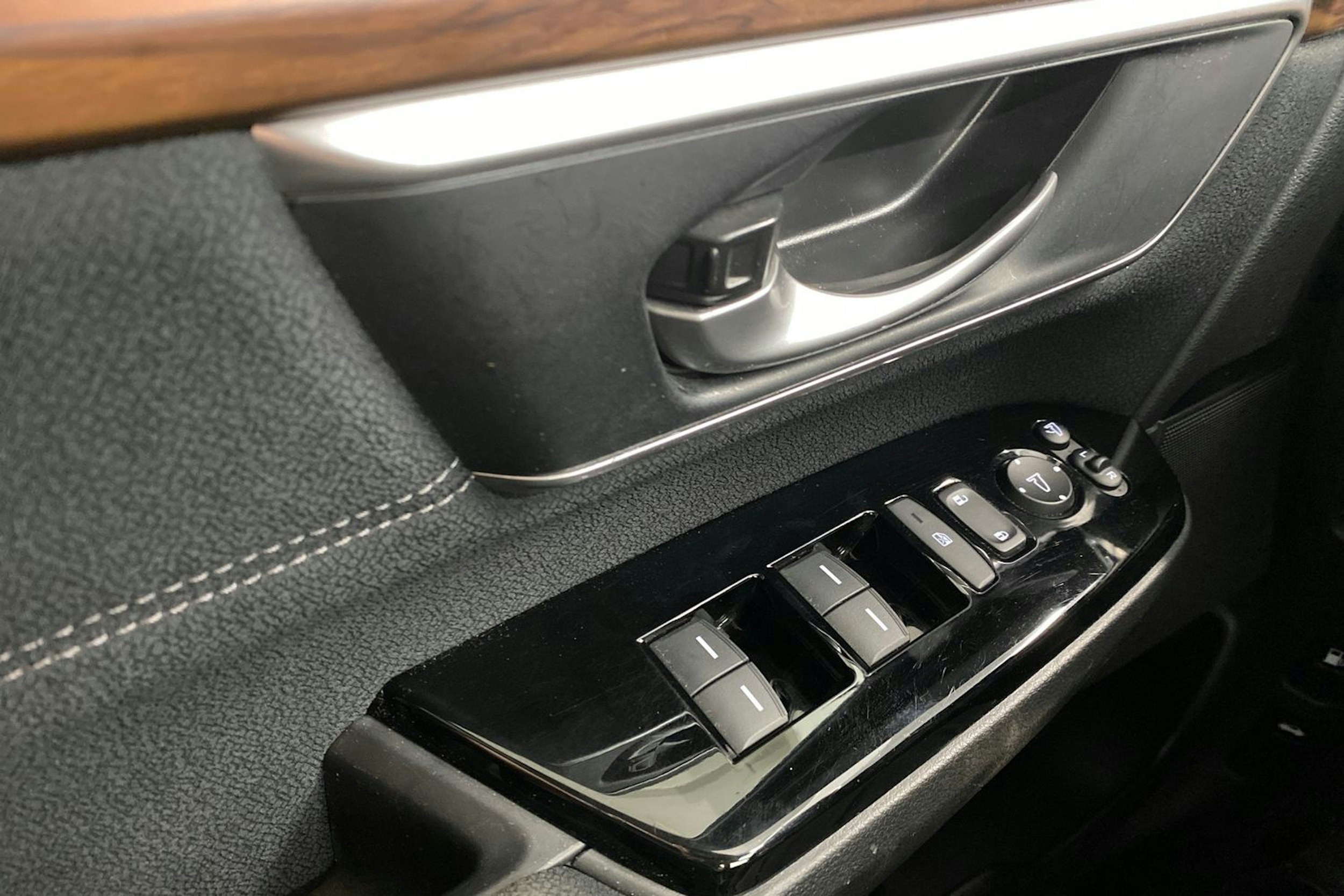 musta Honda CR-V 2019 kuva 19.