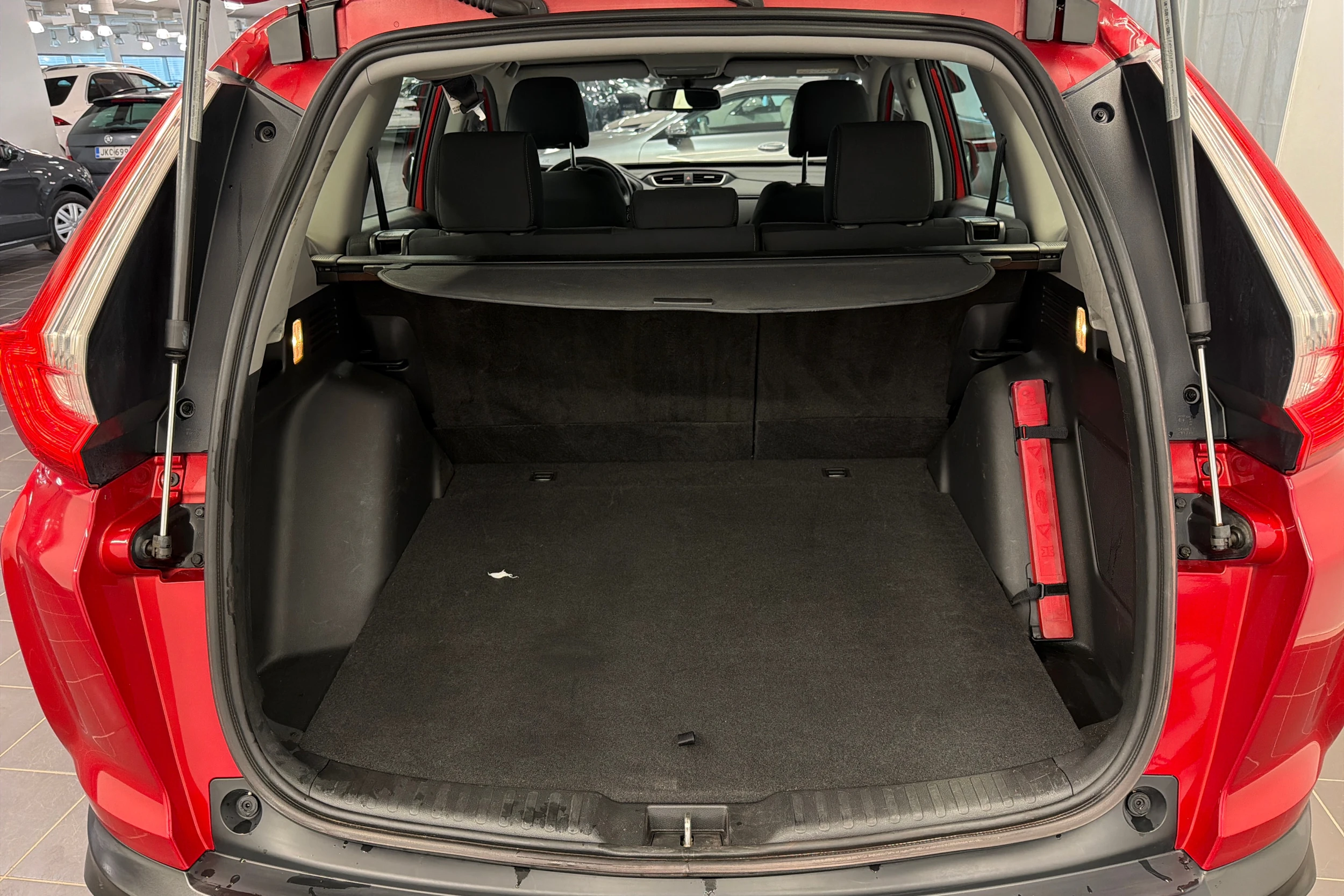 punainen Honda CR-V 2019 kuva 11.