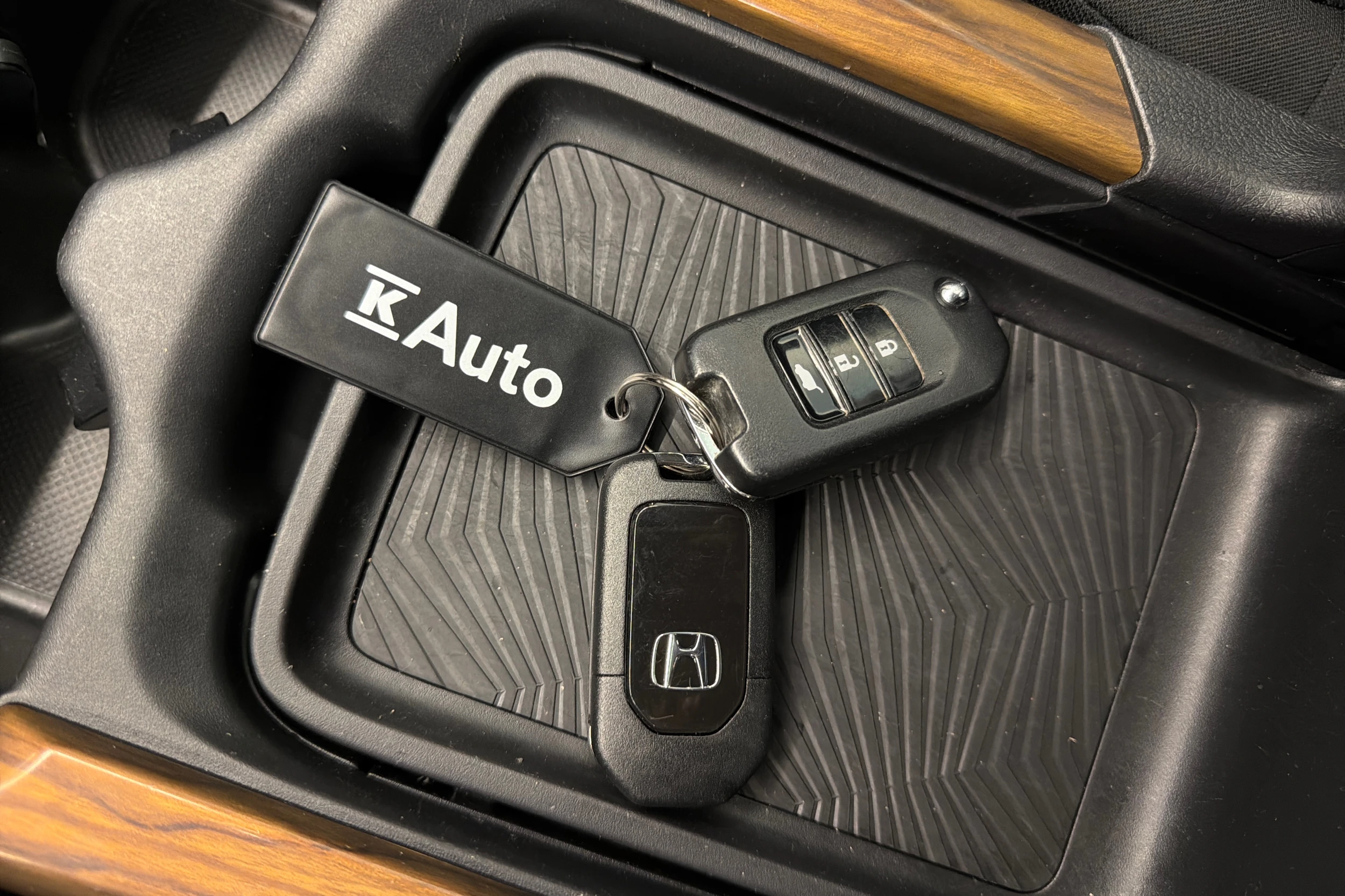 punainen Honda CR-V 2019 kuva 27.