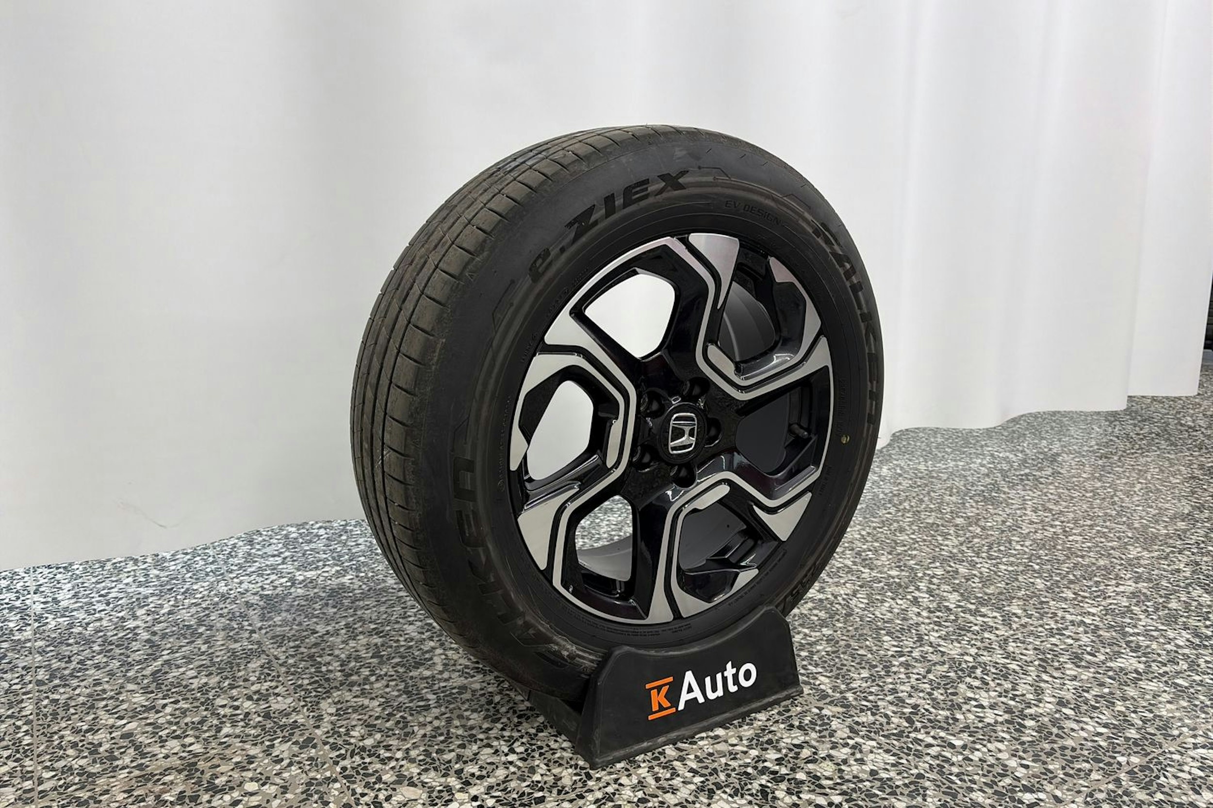 punainen Honda CR-V 2021 kuva 13.