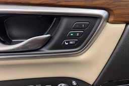 punainen Honda CR-V 2021 kuva 17.