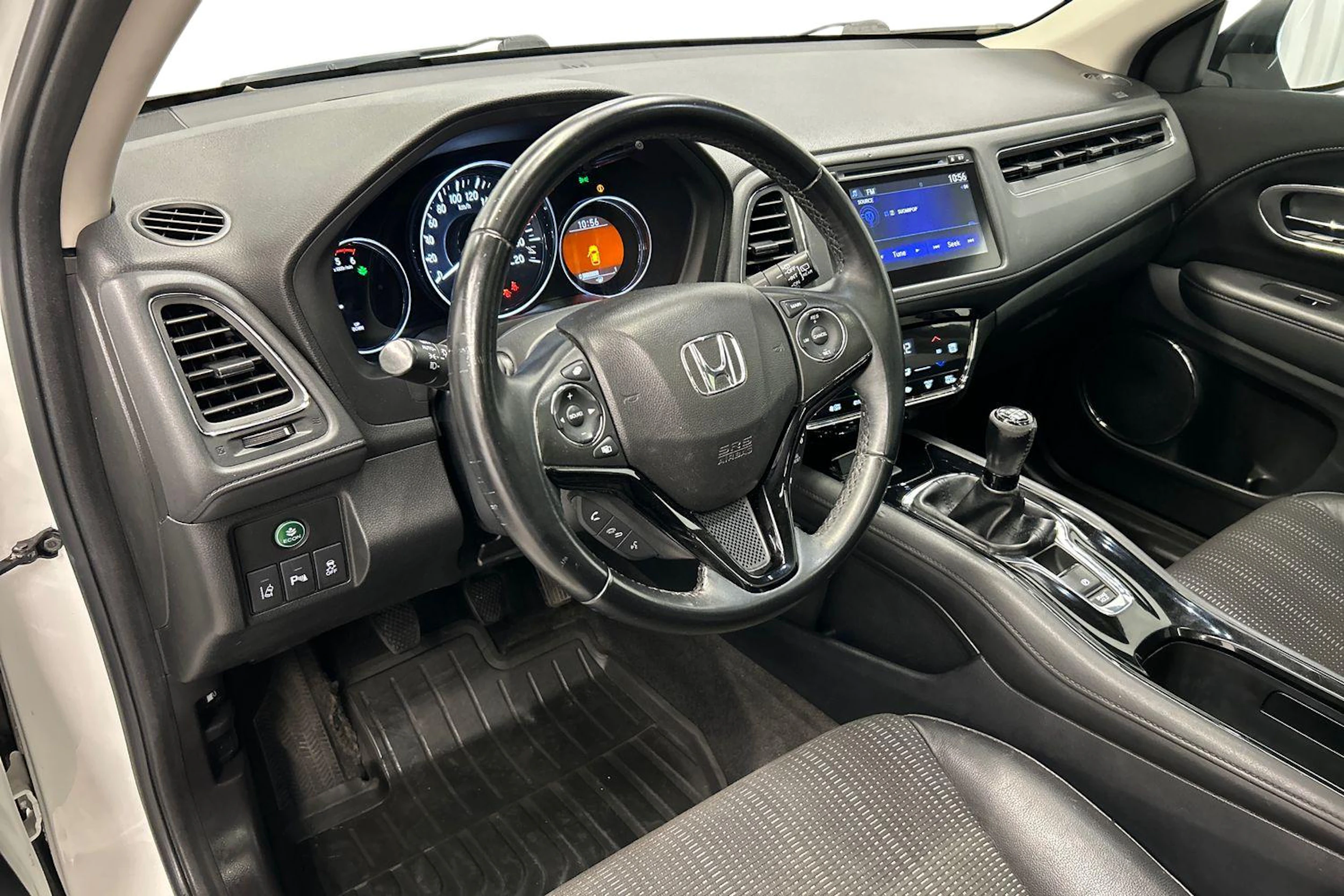 valkoinen Honda HR-V 2016 kuva 6.