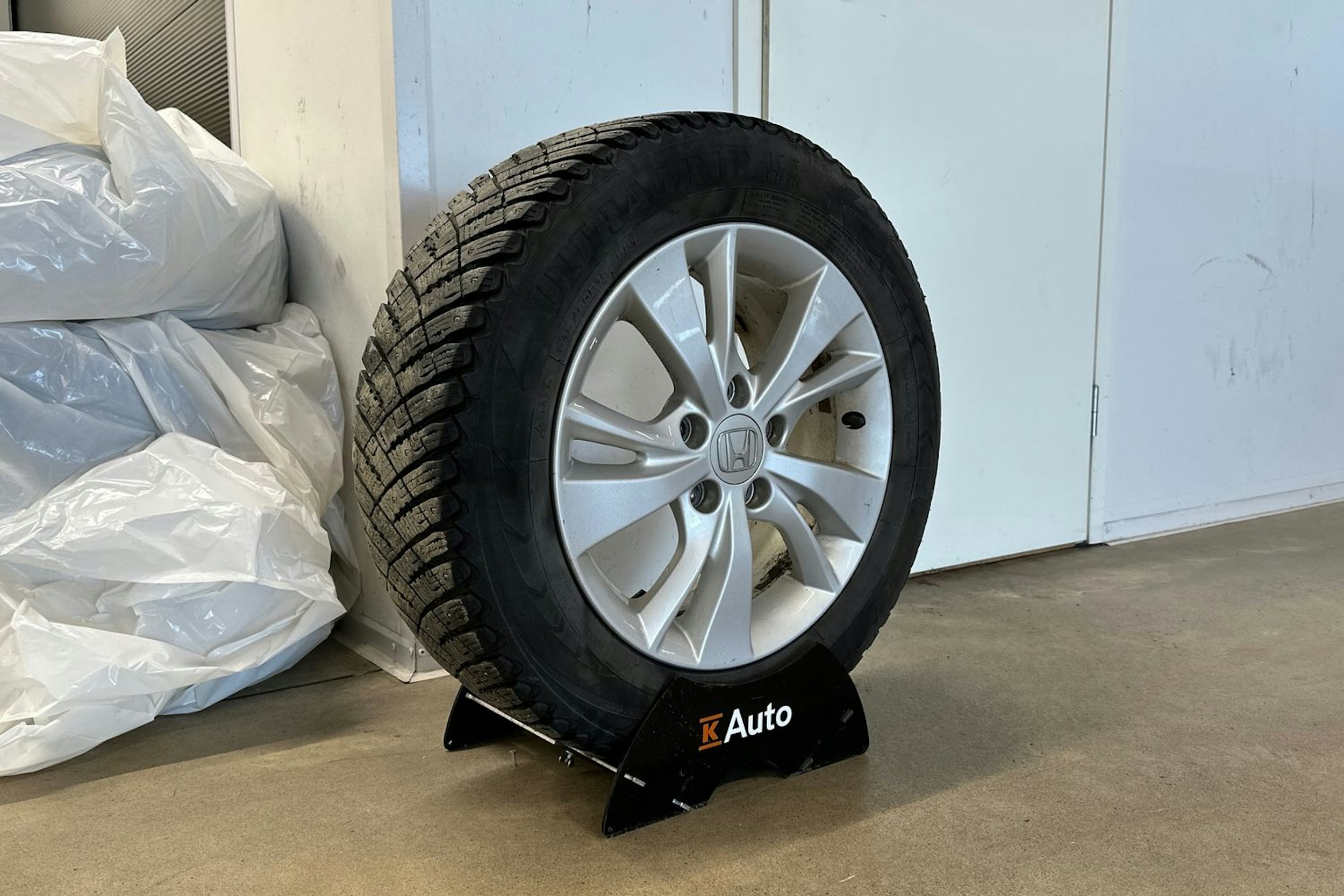 punainen Honda HR-V 2016 kuva 8.