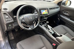 harmaa Honda HR-V 2016 kuva 8.