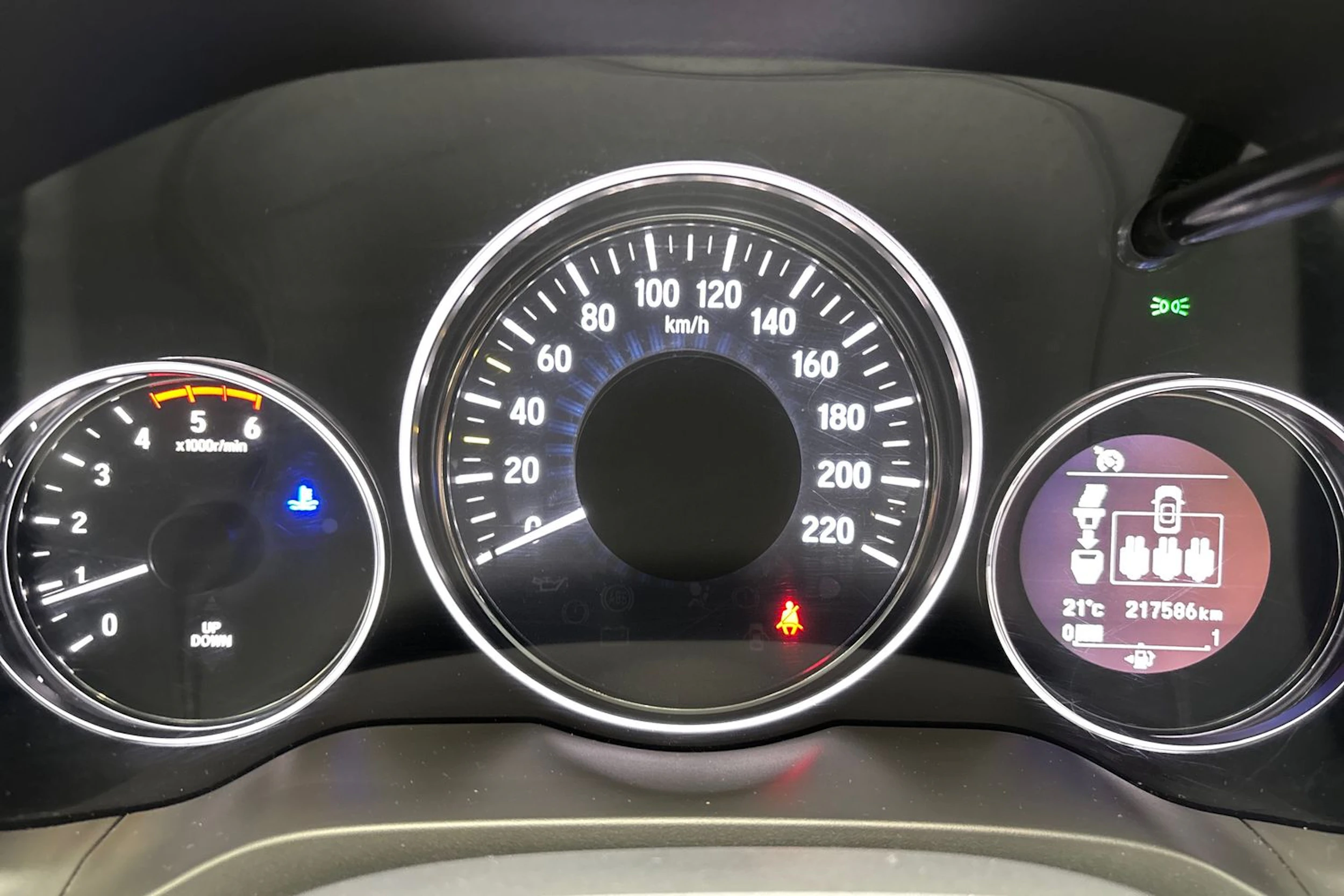 harmaa Honda HR-V 2016 kuva 20.