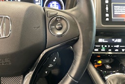 sininen Honda HR-V 2016 kuva 18.