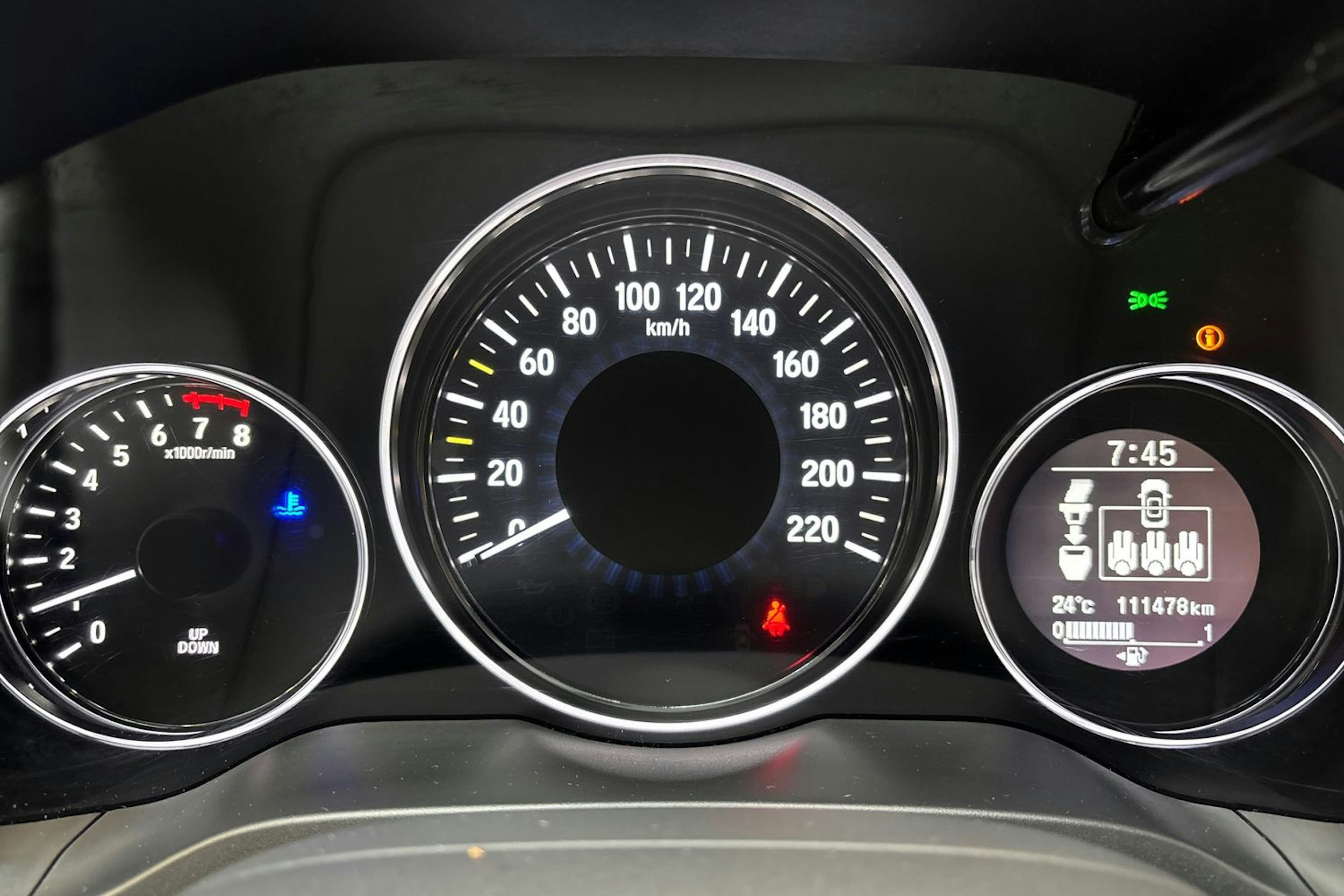 harmaa Honda HR-V 2016 kuva 19.