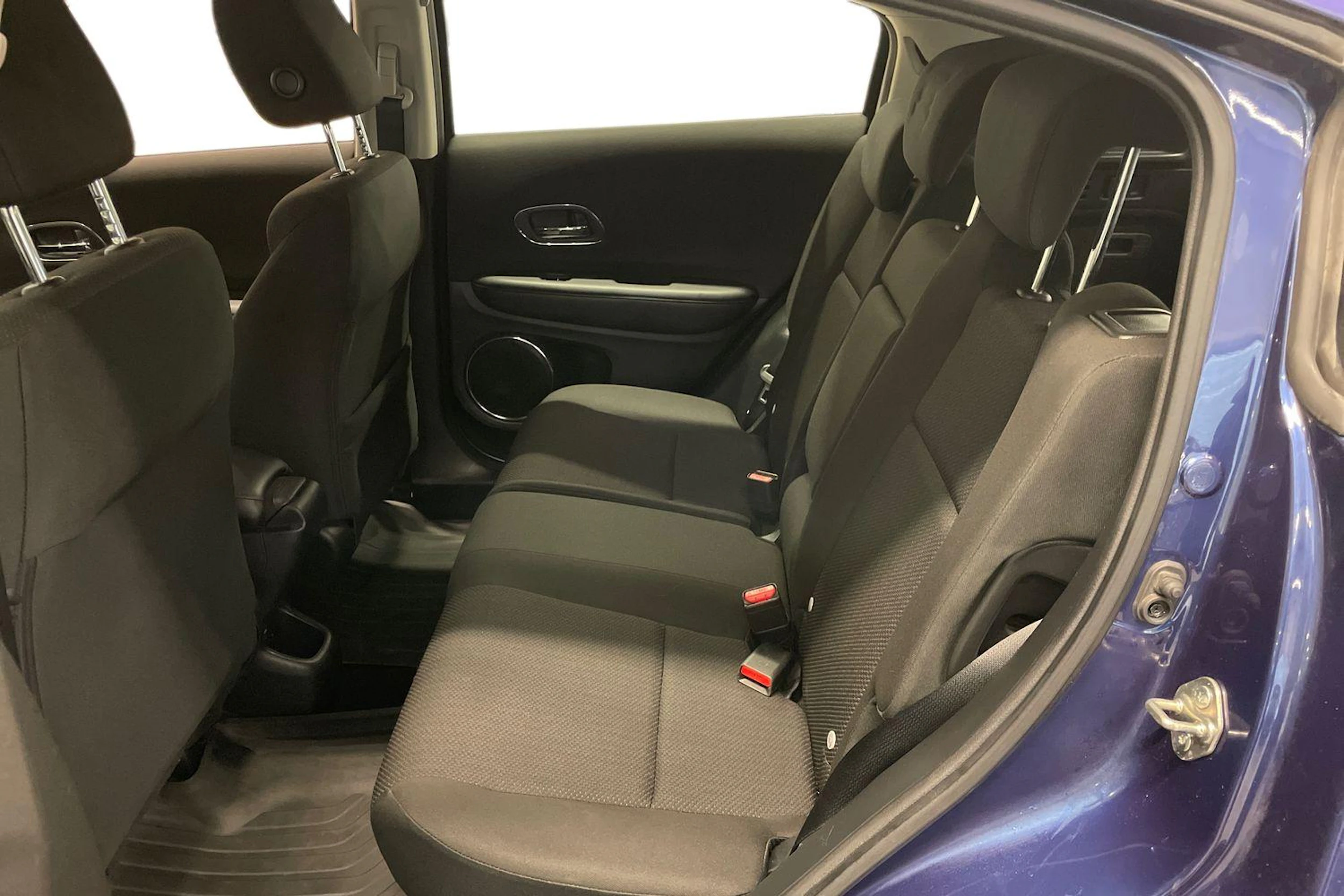 Sininen Honda HR-V 2016 kuva 8.