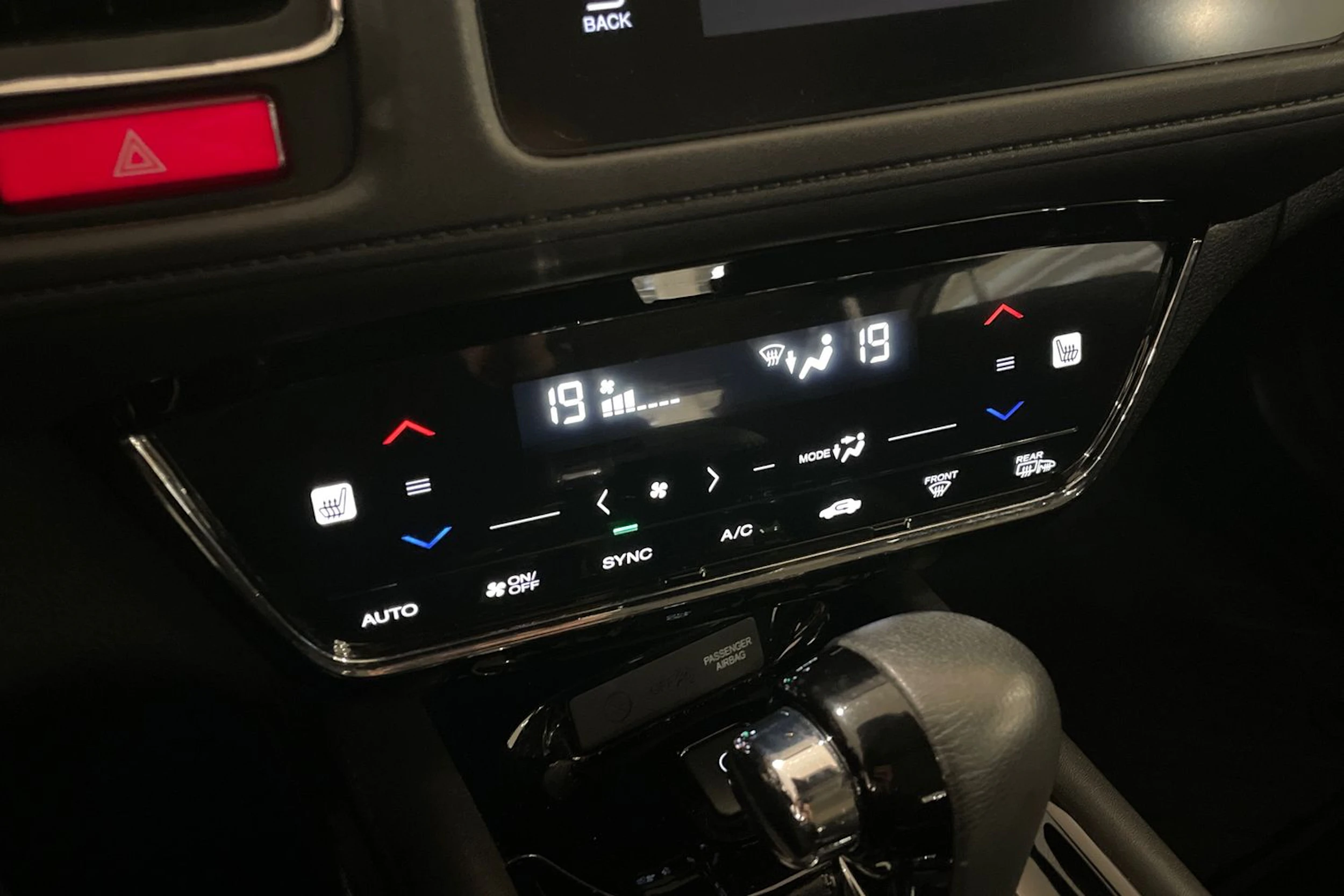 Sininen Honda HR-V 2016 kuva 14.