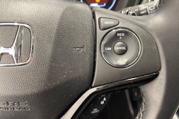 Valkoinen Honda HR-V 2017 kuva 15.