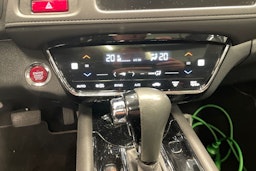 Valkoinen Honda HR-V 2017 kuva 18.