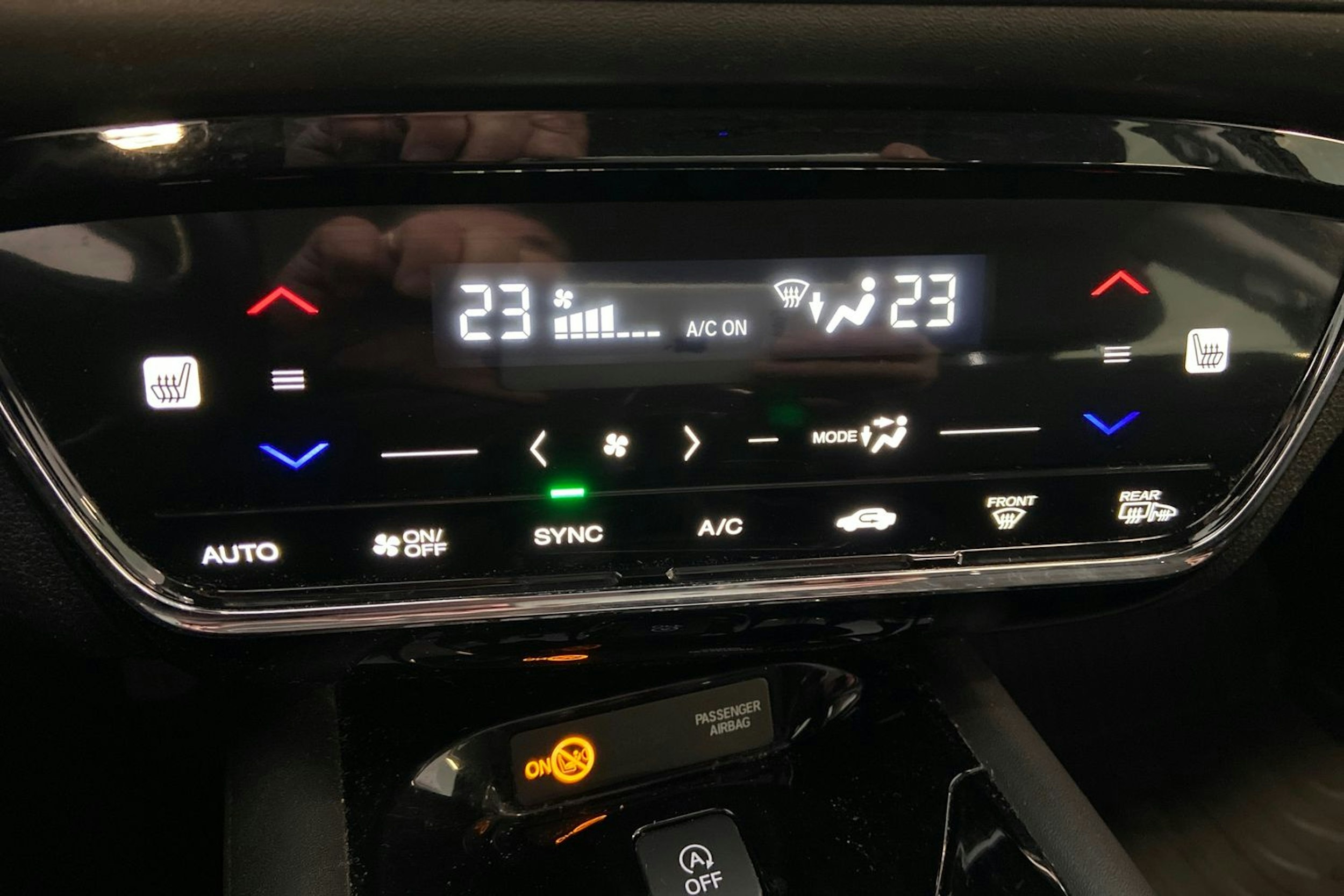 harmaa Honda HR-V 2017 kuva 18.