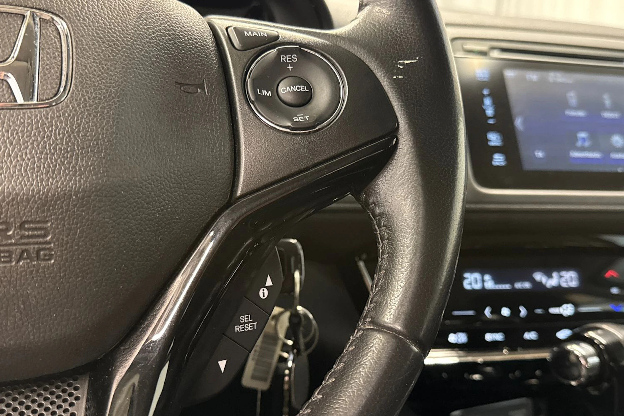 valkoinen Honda HR-V 2018 kuva 19.