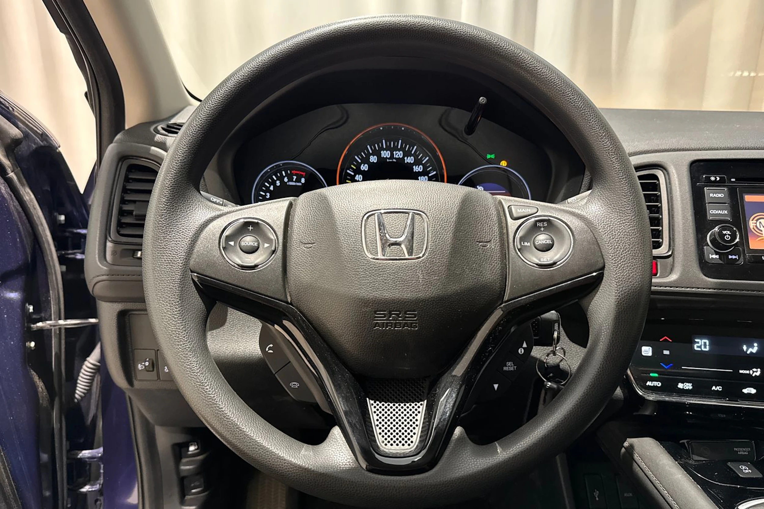 sininen Honda HR-V 2018 kuva 14.