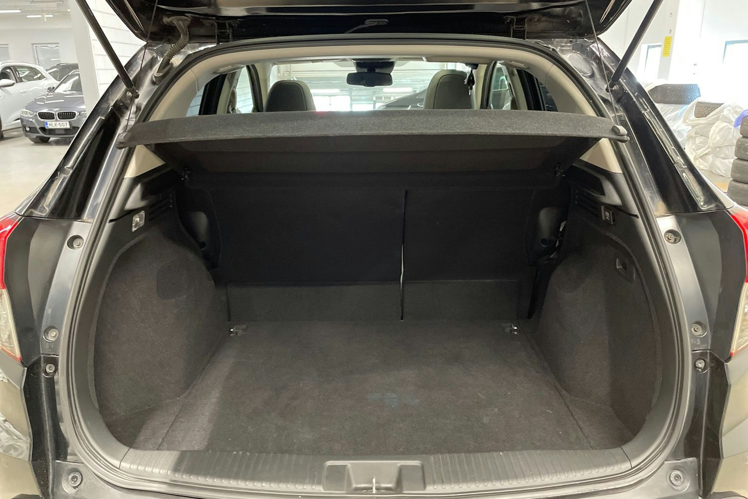musta Honda HR-V 2019 kuva 11.