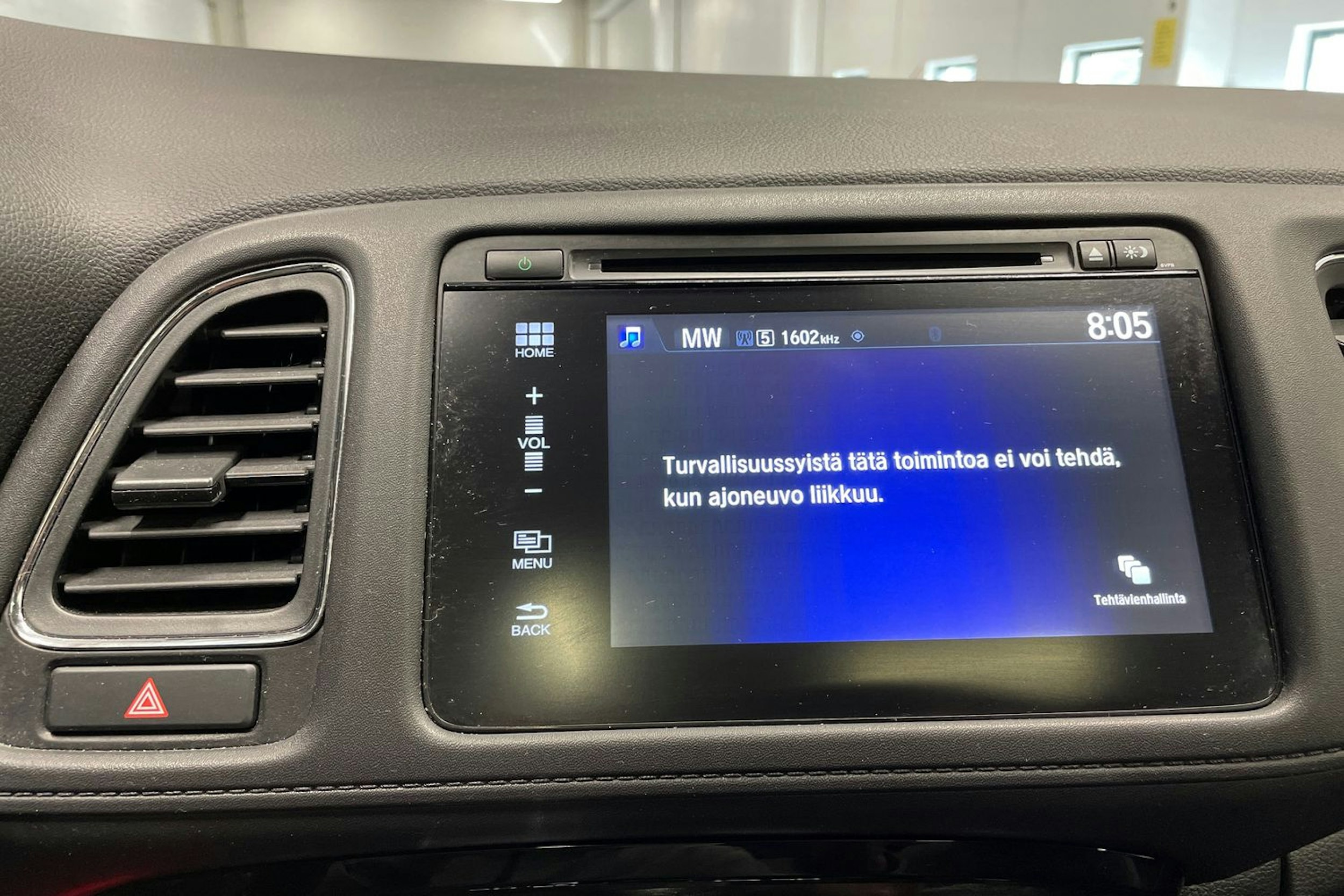 musta Honda HR-V 2019 kuva 13.