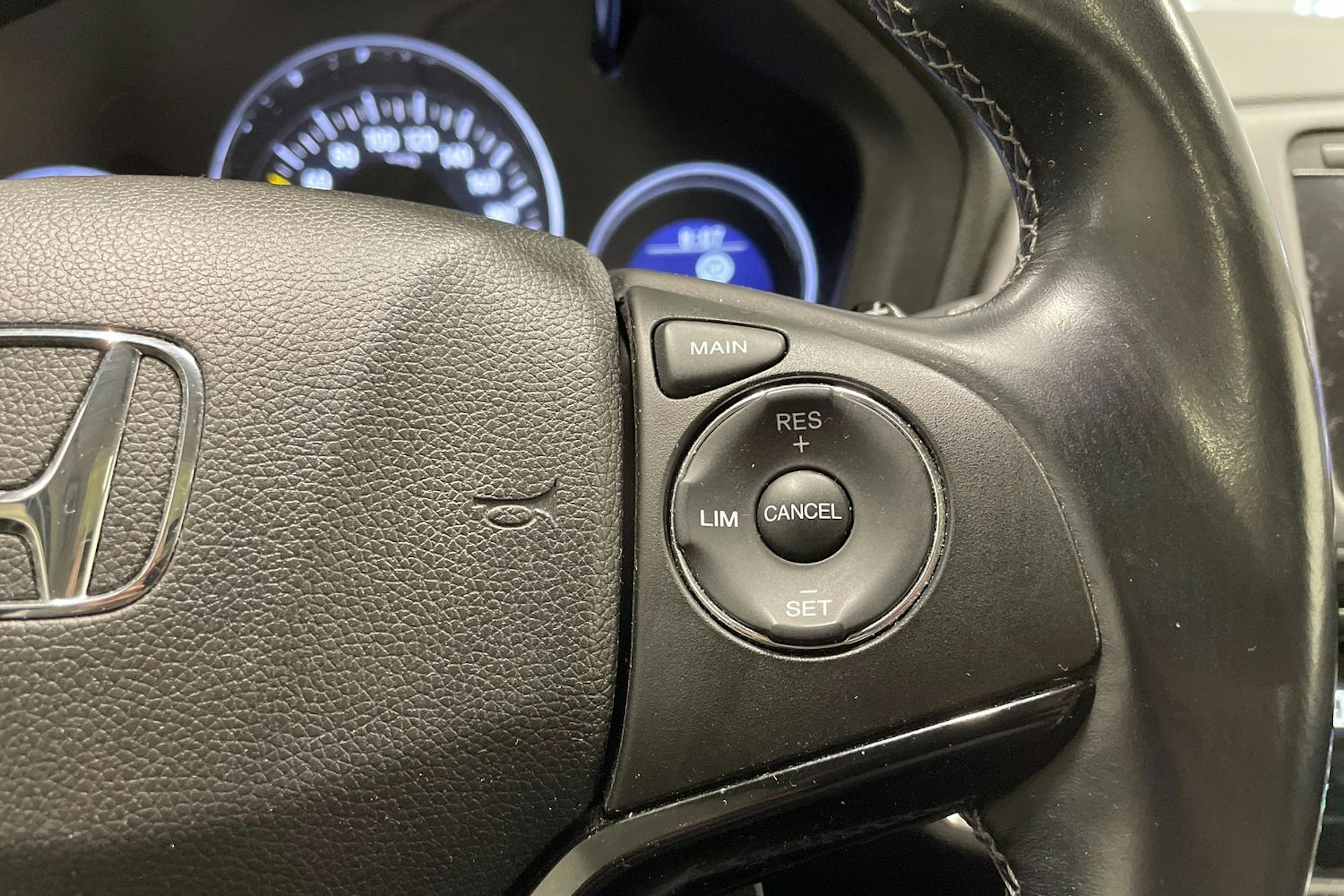 musta Honda HR-V 2019 kuva 22.