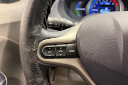 Punainen Honda Insight 2010 kuva 13.
