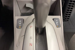 Punainen Honda Insight 2010 kuva 20.