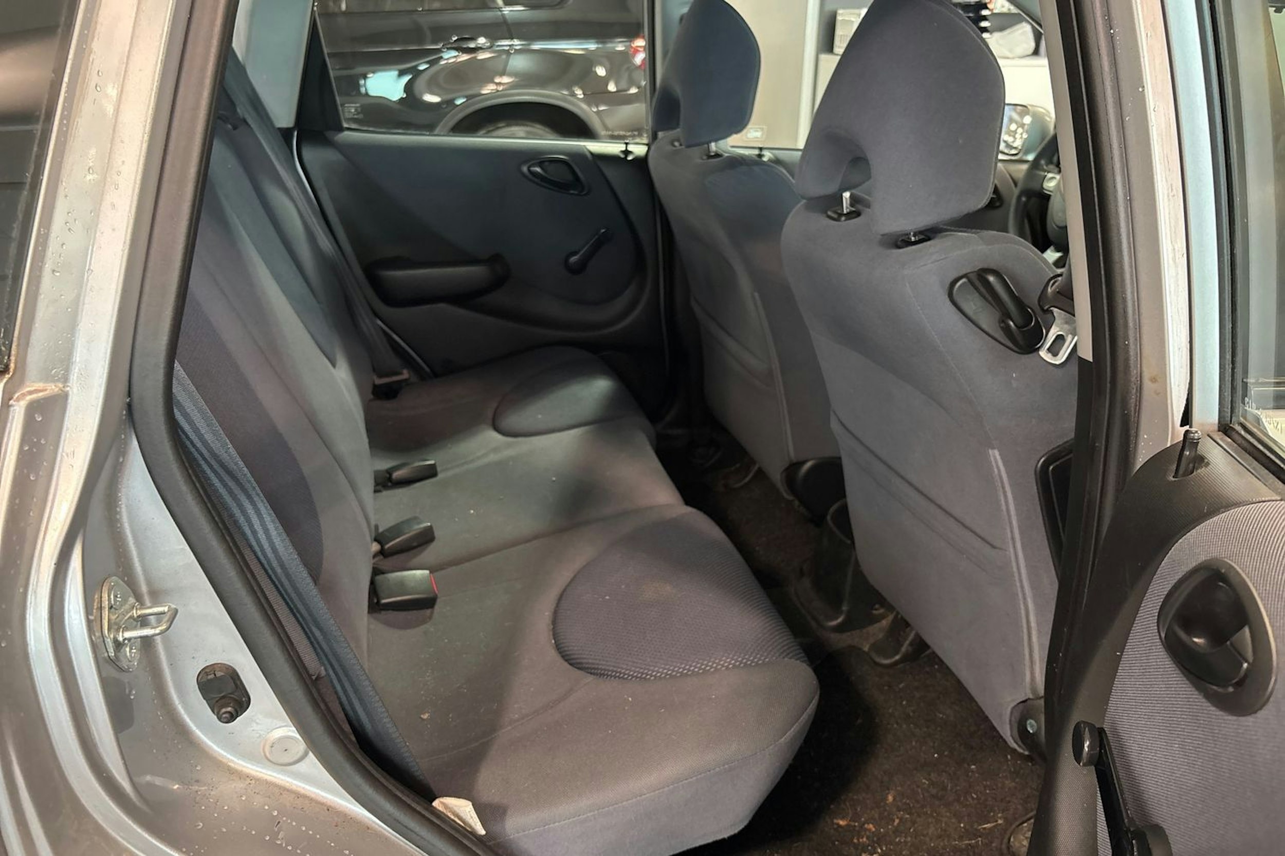 harmaa Honda Jazz 2003 kuva 21.