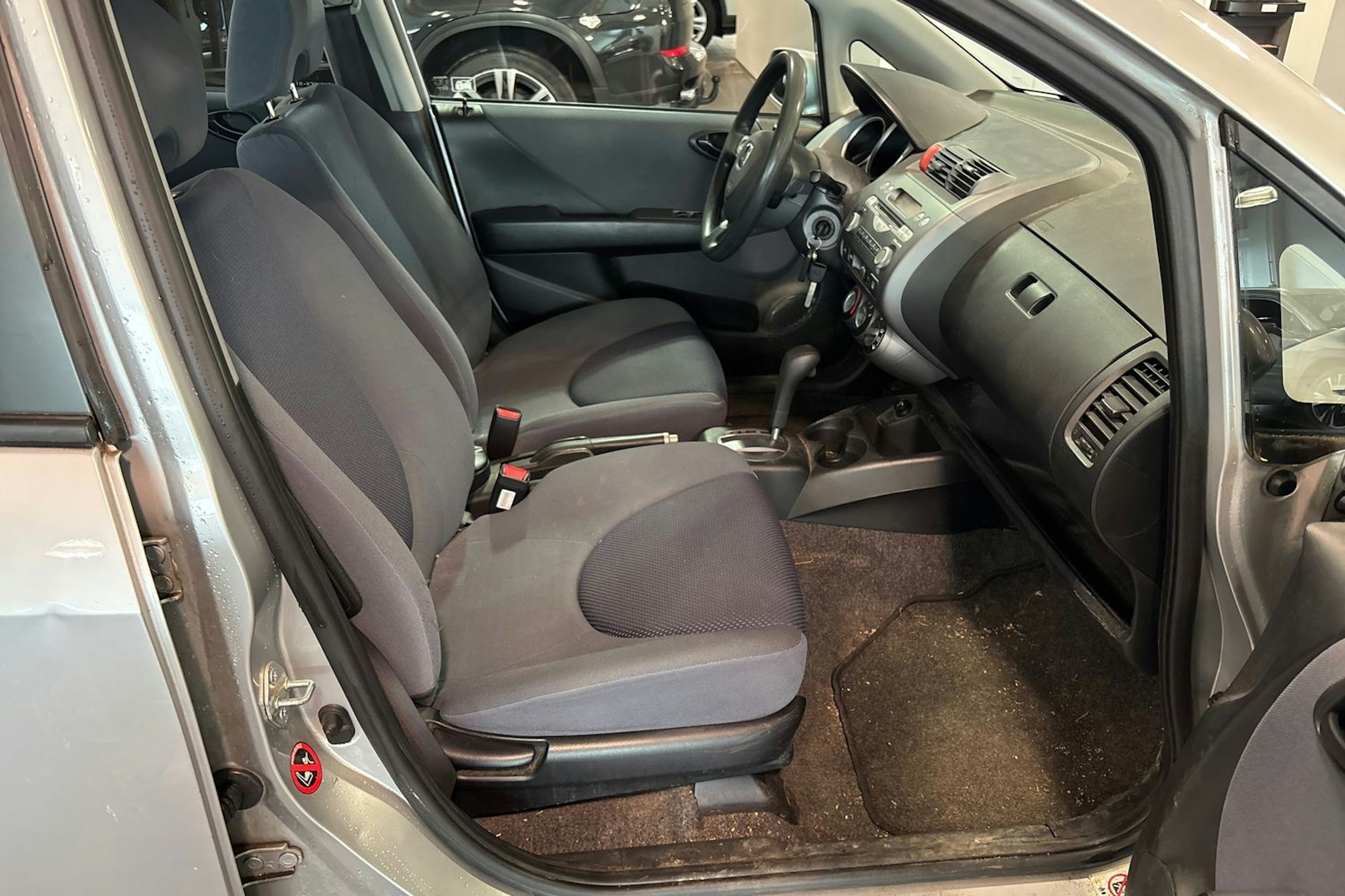 harmaa Honda Jazz 2003 kuva 22.