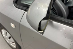 harmaa Honda Jazz 2004 kuva 18.