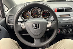 harmaa Honda Jazz 2004 kuva 22.