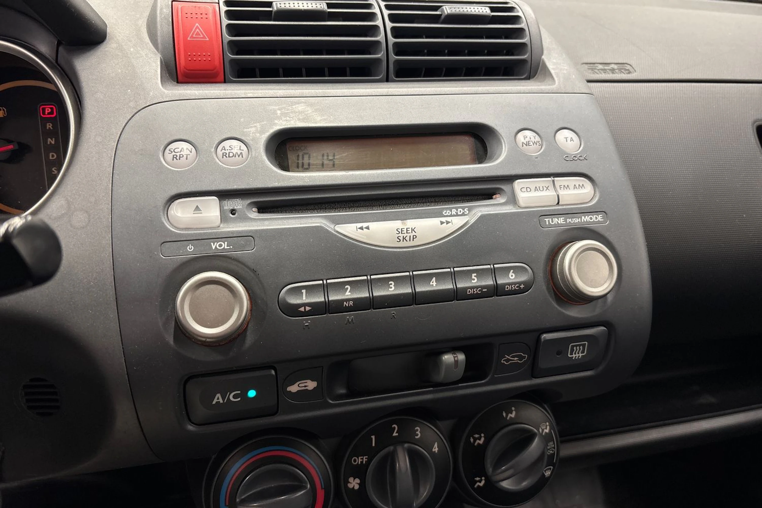 harmaa Honda Jazz 2004 kuva 23.