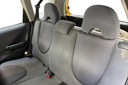 keltainen Honda Jazz 2007 kuva 11.