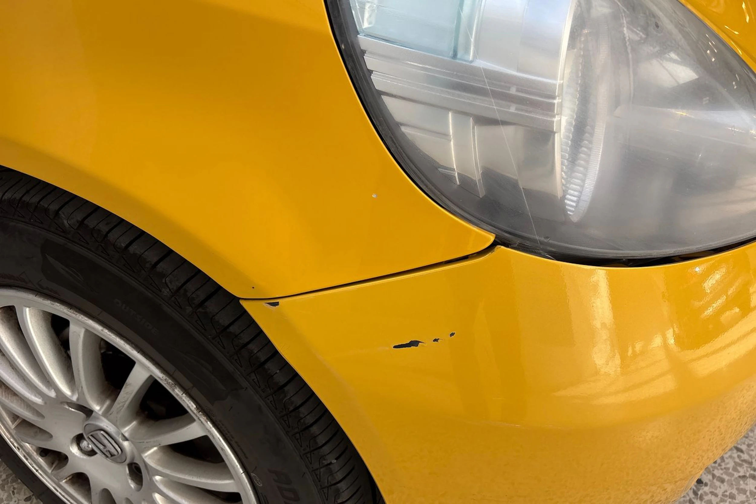 keltainen Honda Jazz 2007 kuva 29.