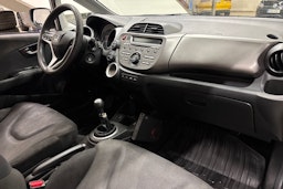 harmaa Honda Jazz 2009 kuva 20.