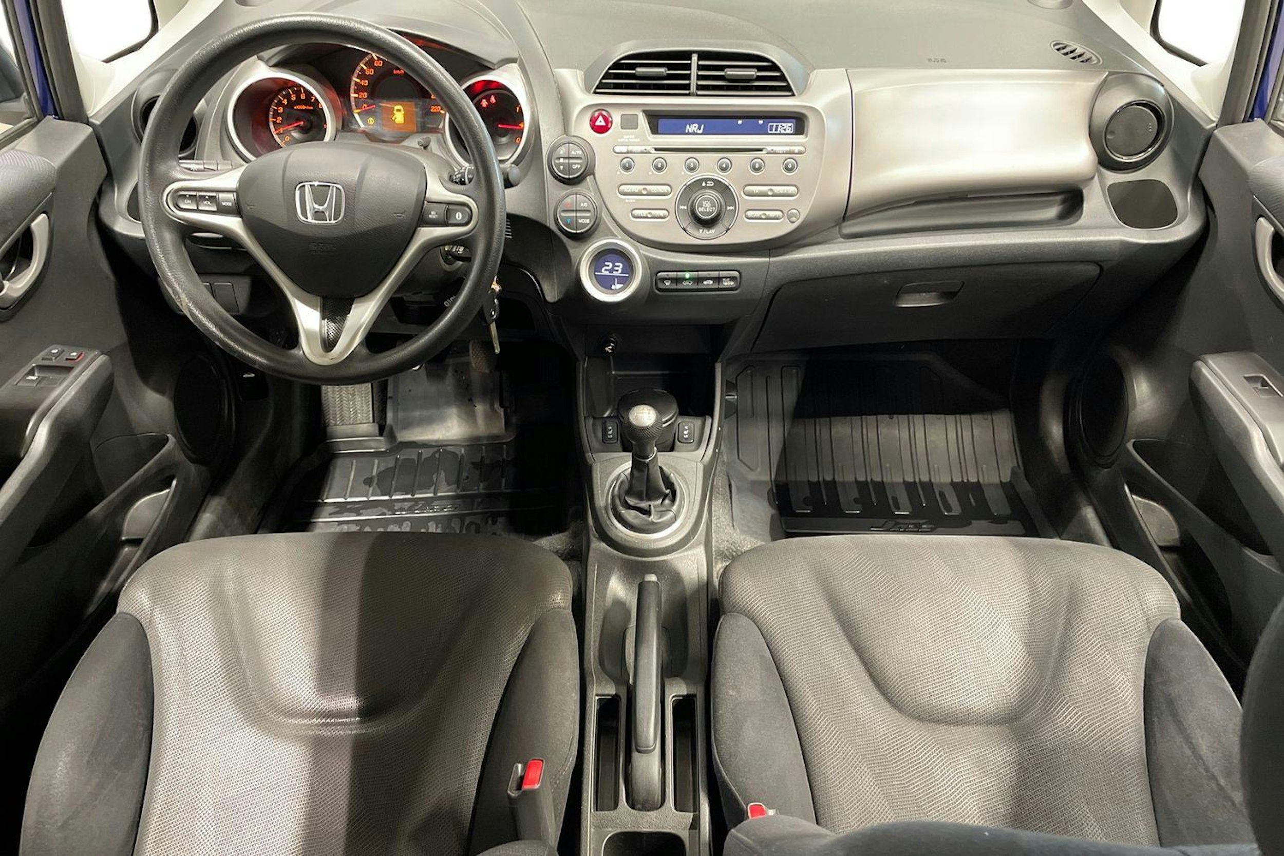 Sininen Honda JAZZ 2009 kuva 9.