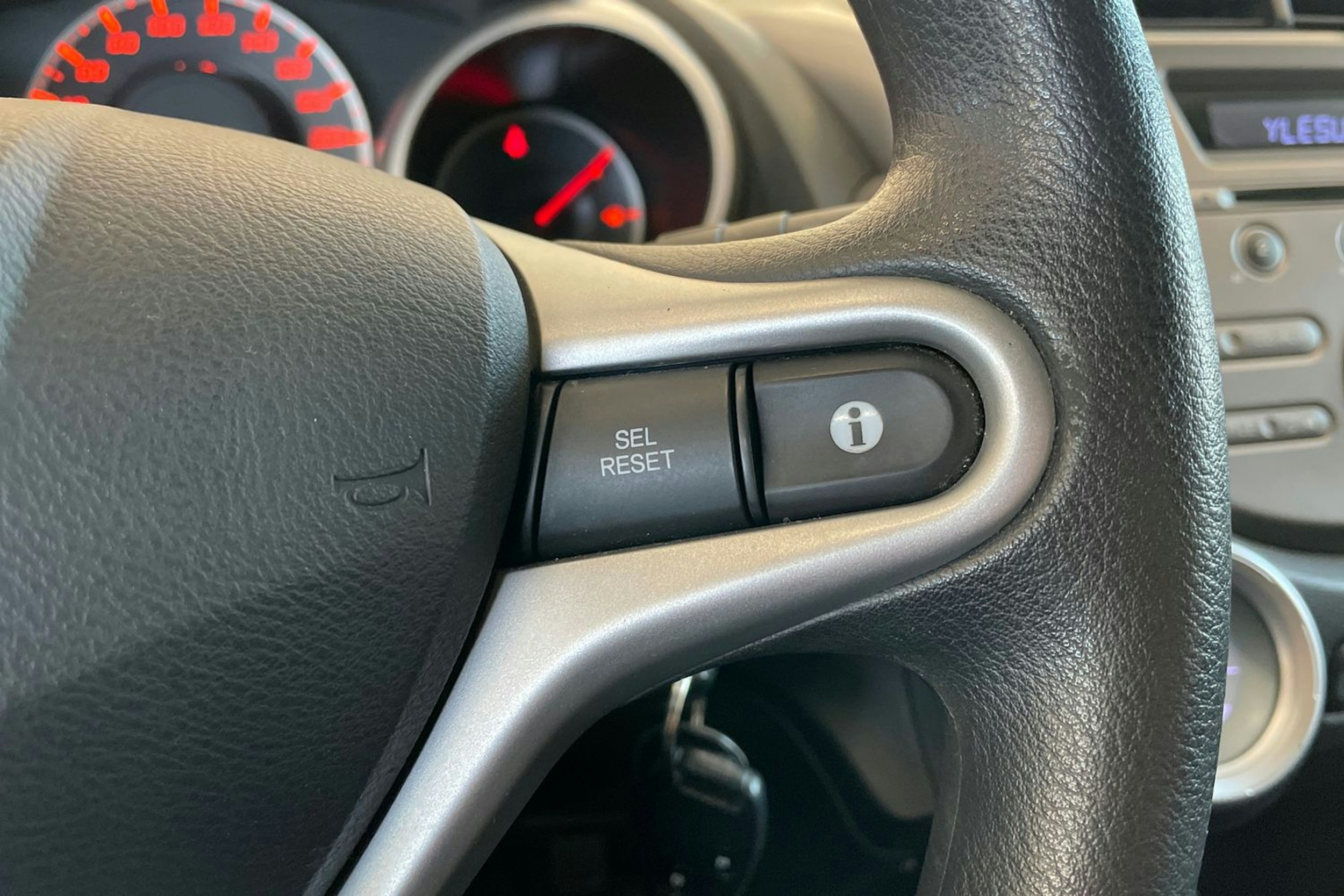 musta Honda Jazz 2009 kuva 15.