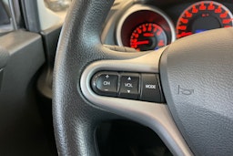 musta Honda Jazz 2009 kuva 16.