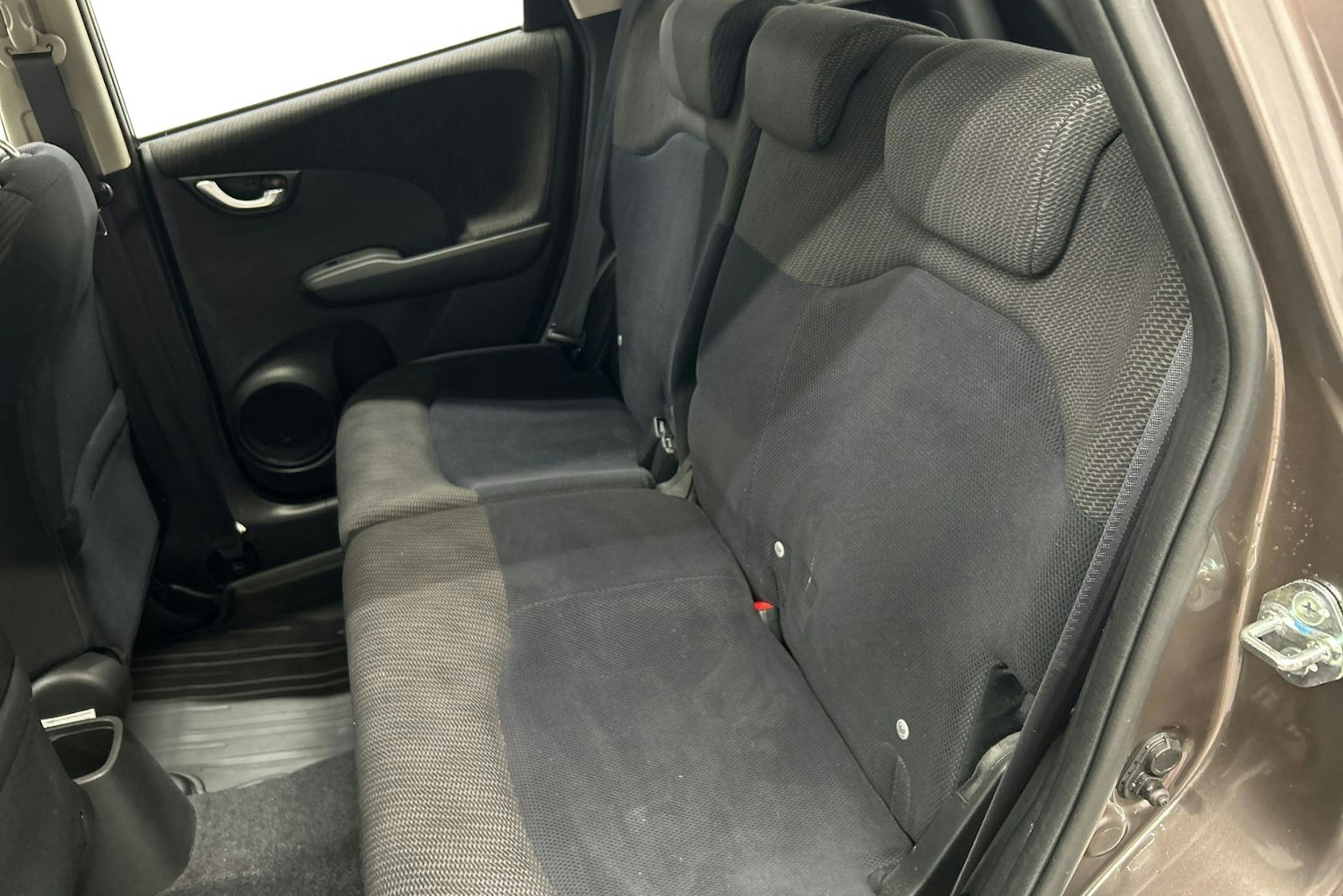 ruskea (beige) Honda Jazz 2011 kuva 10.