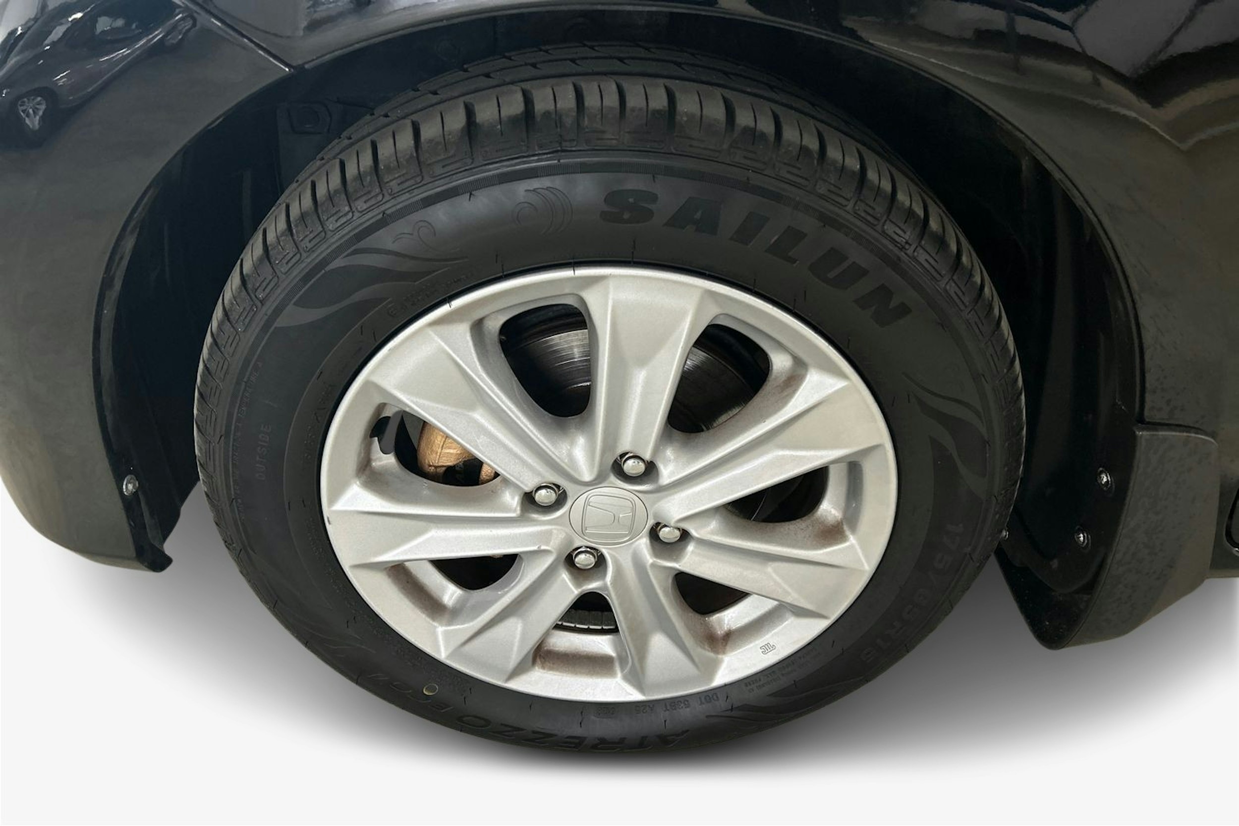 Musta Honda JAZZ 2012 kuva 11.