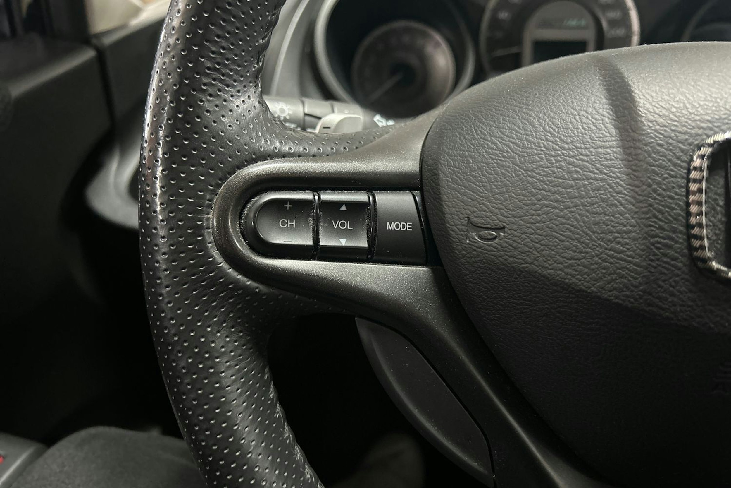 Musta Honda JAZZ 2012 kuva 15.