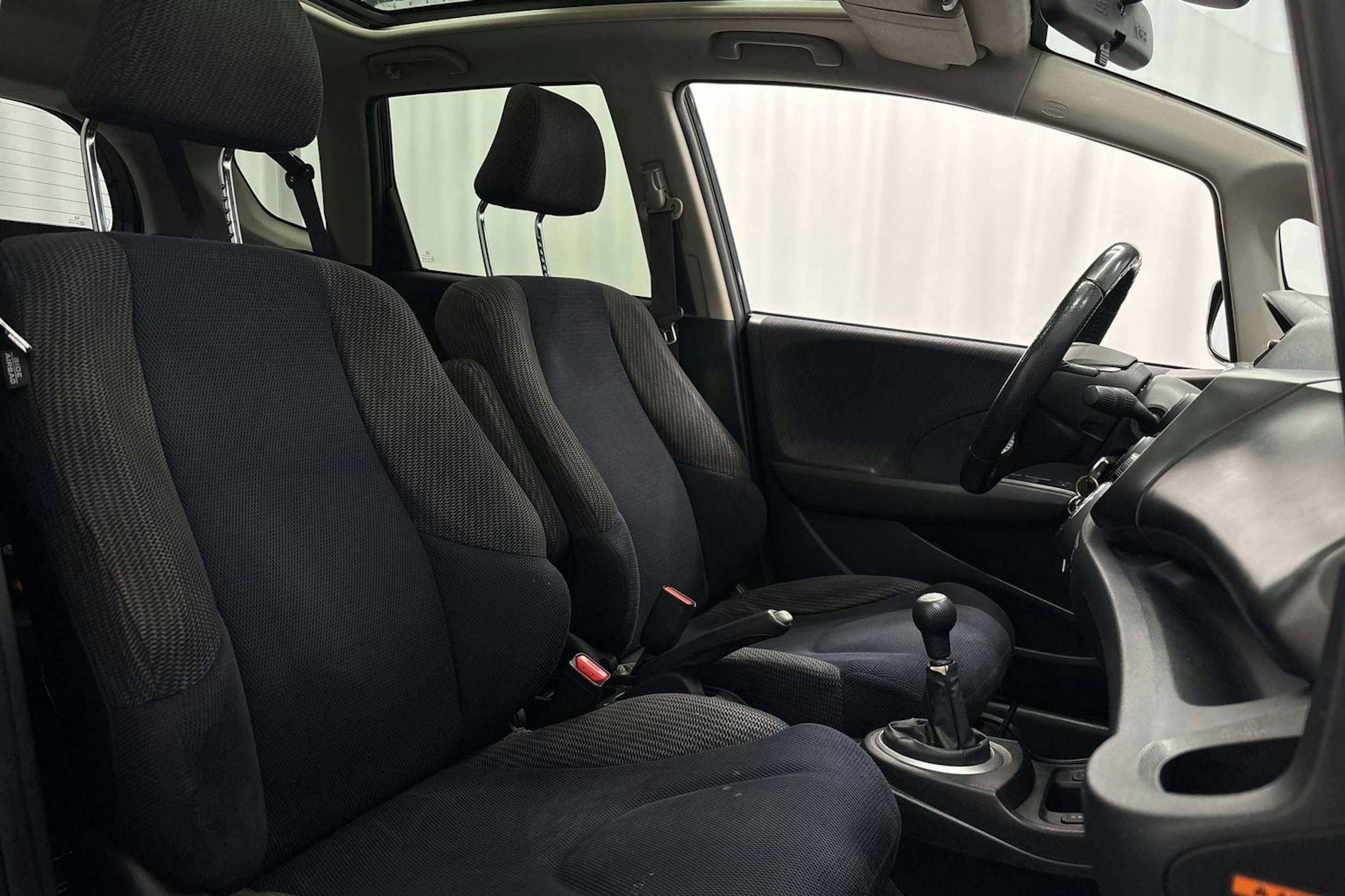 musta Honda Jazz 2013 kuva 15.