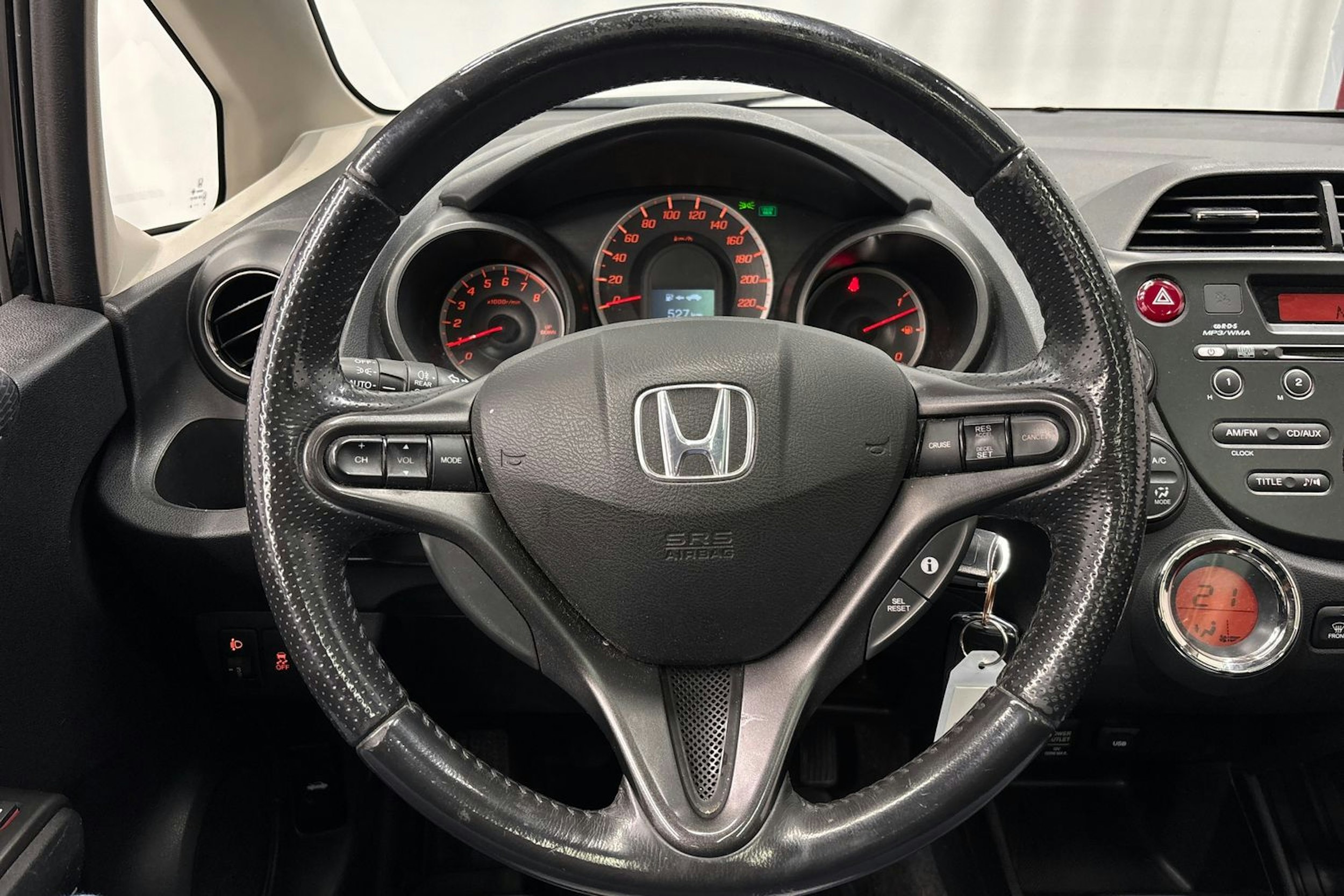 musta Honda Jazz 2013 kuva 19.