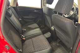 punainen Honda Jazz 2016 kuva 10.