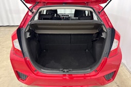 punainen Honda Jazz 2016 kuva 13.