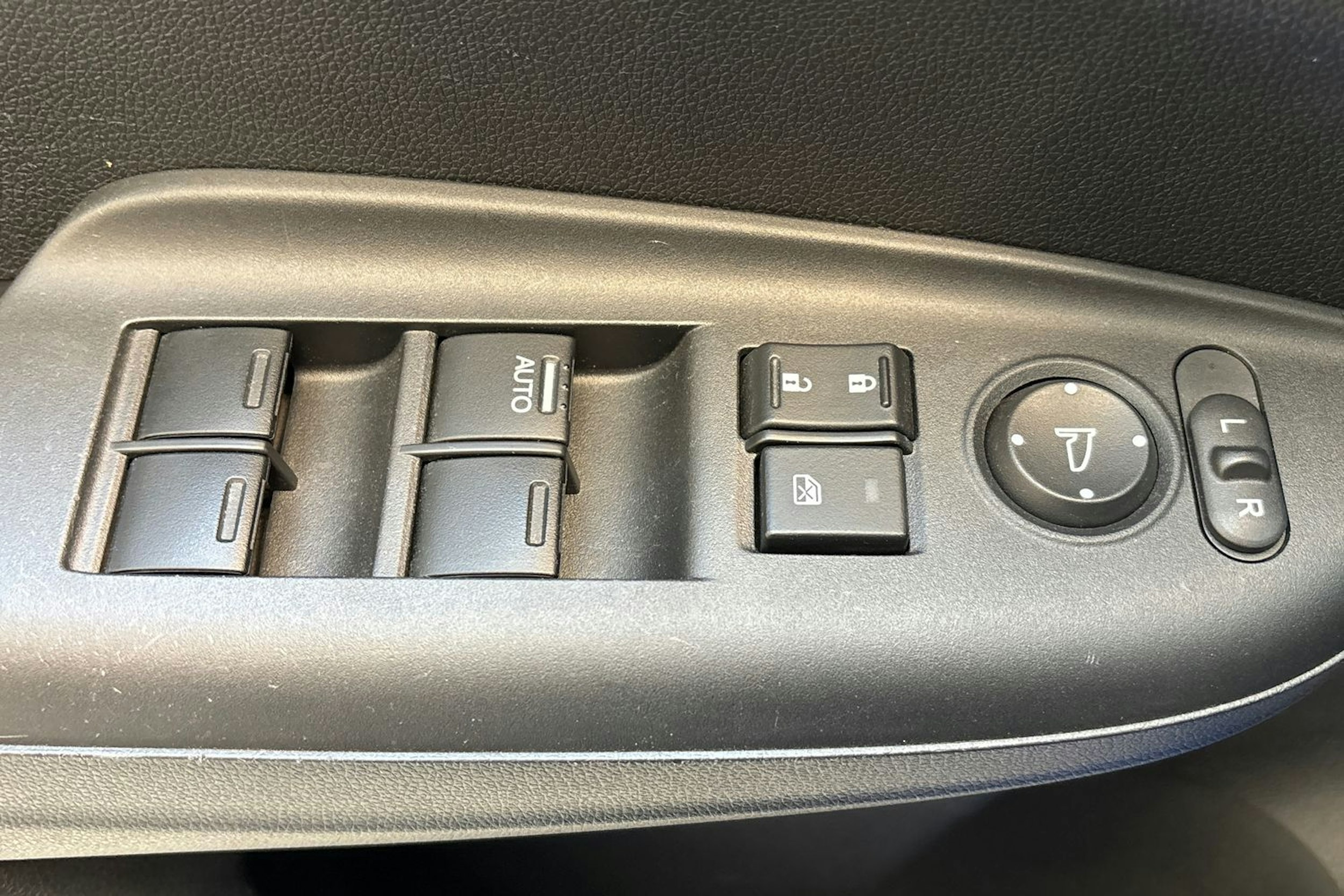 sininen Honda Jazz 2017 kuva 13.