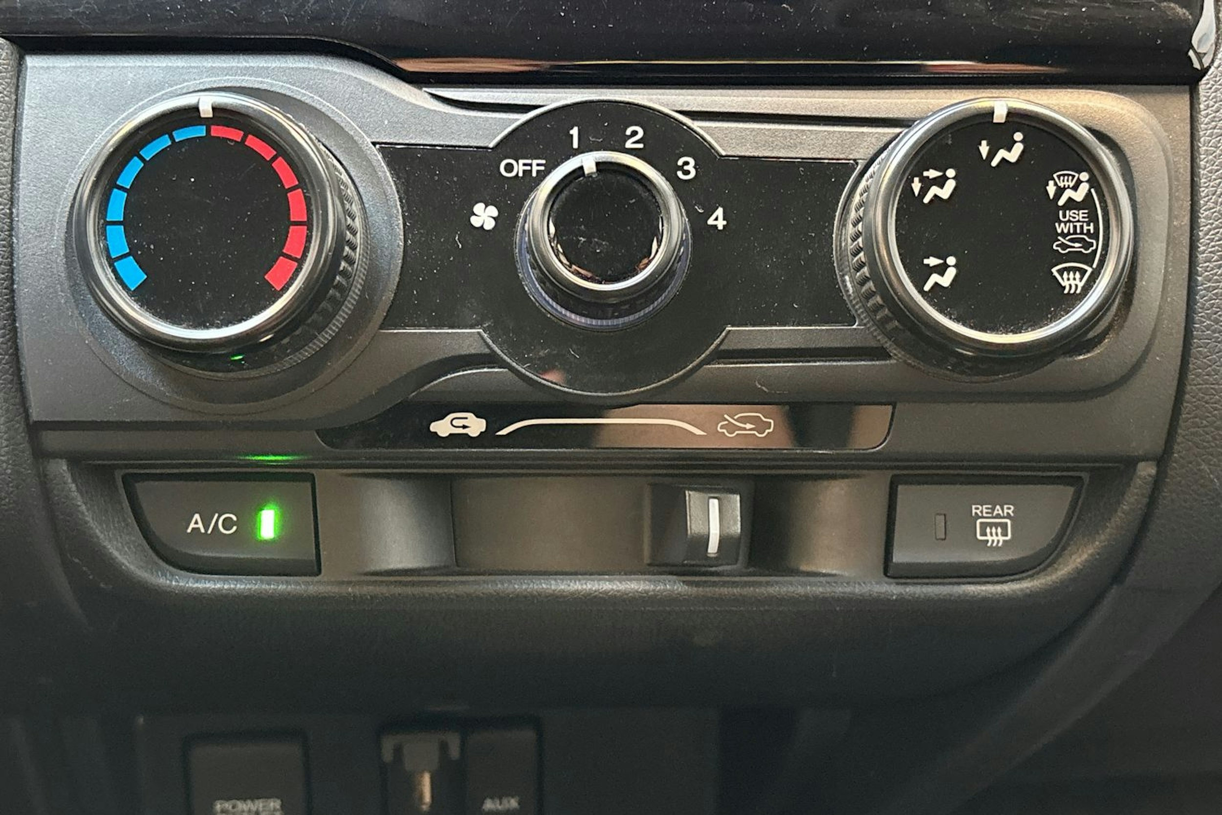 sininen Honda Jazz 2017 kuva 18.