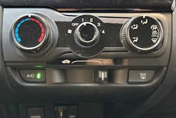 sininen Honda Jazz 2017 kuva 18.