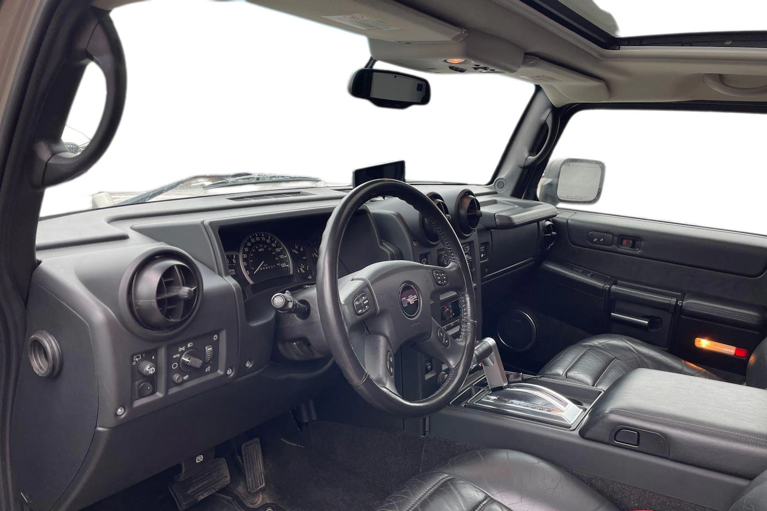 Hummer H2 2006 kuva 3.