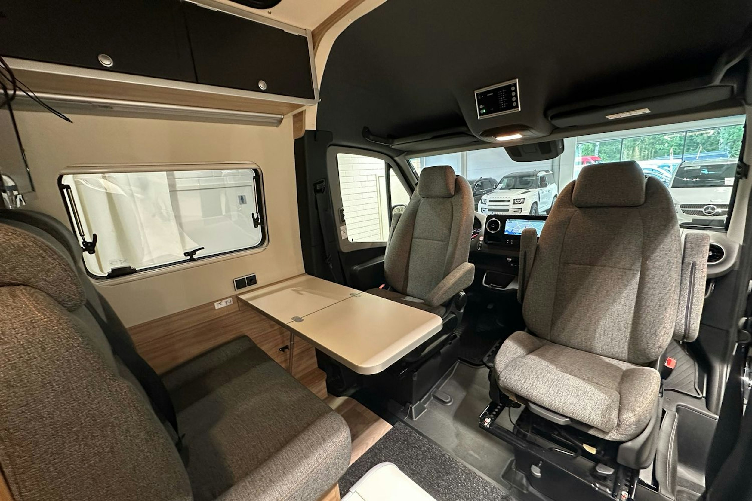 Musta HYMER Grand Canyon S Cross Over 2024 kuva 39.