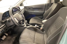 Punainen Hyundai Bayon 2022 kuva 3.