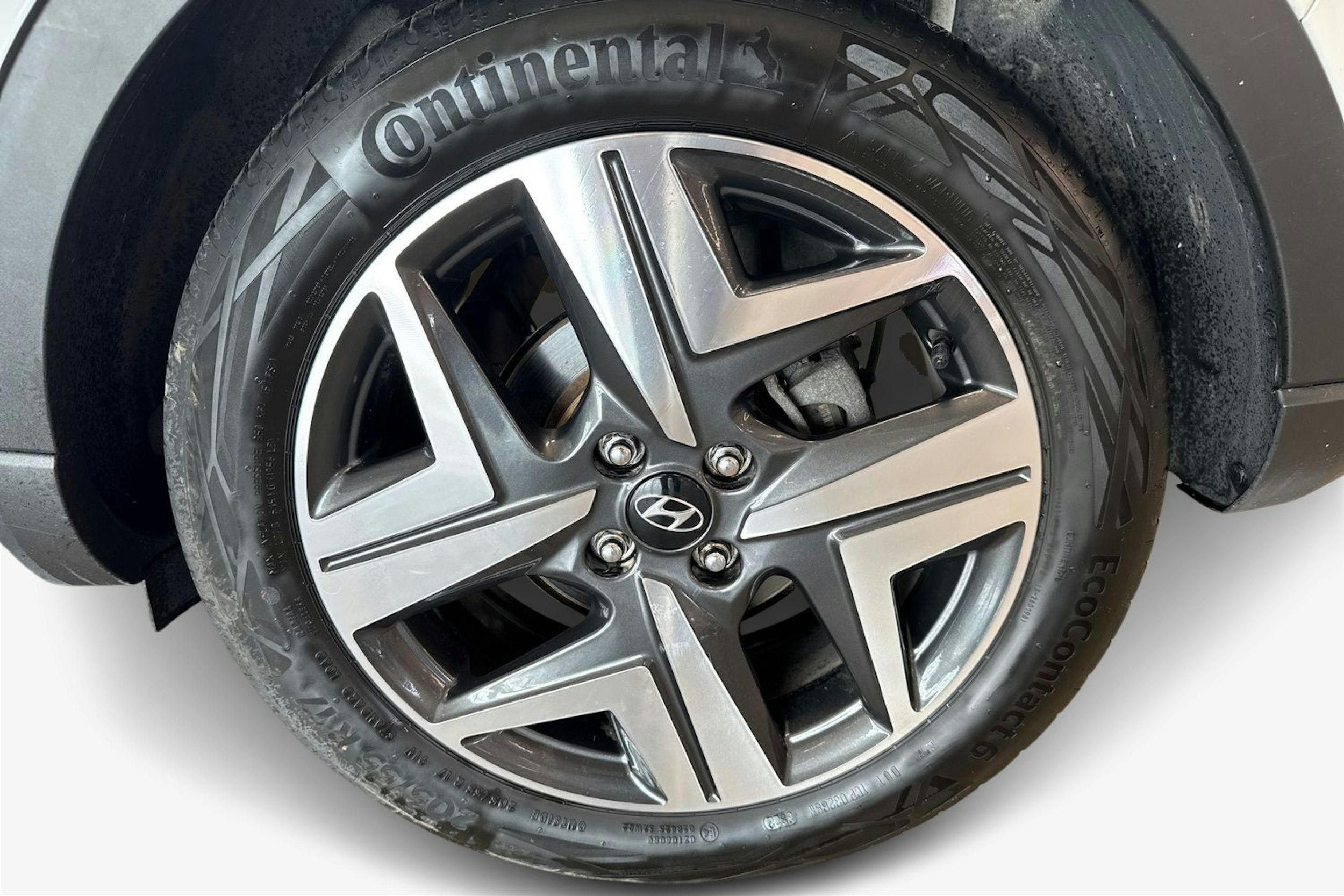 valkoinen Hyundai Bayon 2023 kuva 11.