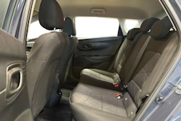 harmaa Hyundai Bayon 2024 kuva 11.